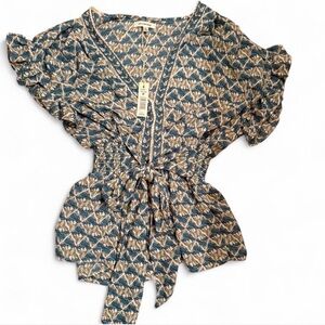 Max Studio Blue and Cream Patterned Blouse NWT